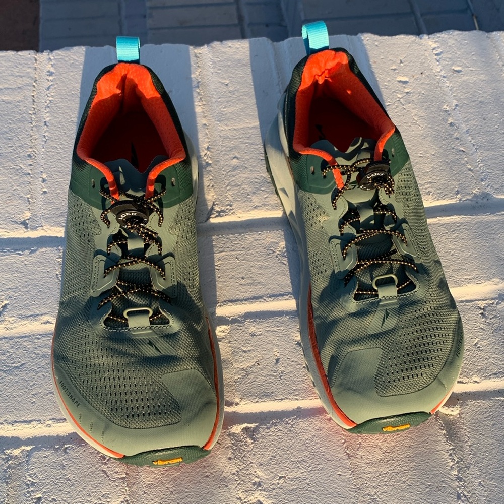Altra Olympus 4